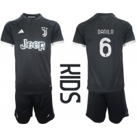 Billiga Juventus Danilo Luiz #6 Barnkläder Tredje fotbollskläder till baby 2023-24 Kortärmad (+ Korta byxor)